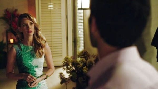 Petra Solano's Splash Print Shift Dress on Jane the Virgin