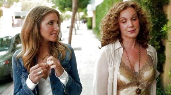 Polly's 'The Snap' Stretch Denim Jacket on How To Live With Your Parents (For the Rest of Your Life)