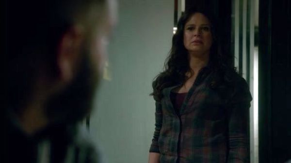 Quinn Perkins's Industrial Button Up Linen Top on Scandal