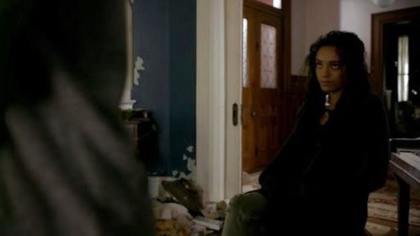 Rebekah Mikaelson's Boyfriend's Embrace Cardigan on The Originals