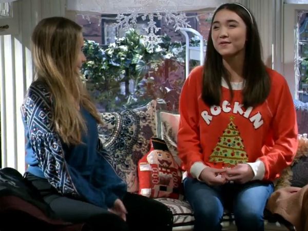 Riley Matthews's Rockin' Around Sweatshirt on Girl Meets World