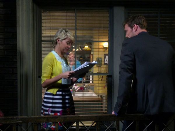 Riley Perrin's Striped Floral Skirt on Baby Daddy
