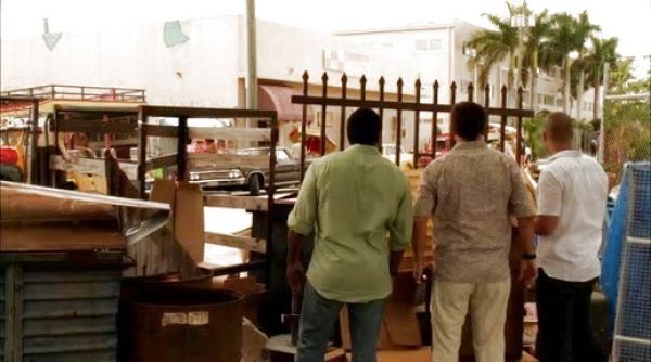 Sam Axe's Bamboo Camp Shirt on Burn Notice