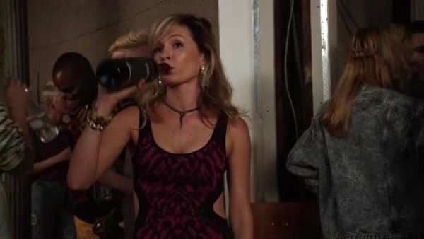 Samantha Jones's Side Cutout Leopard Dress on The Carrie Diaries