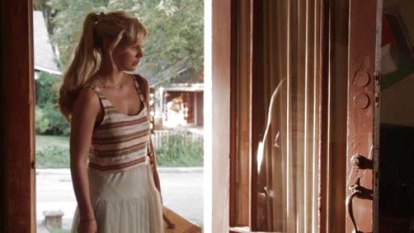 Scarlett O'connor's Striped Tank Top on Nashville