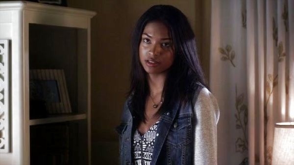 Shawna's Printed Zip Cami on Pretty Little Liars