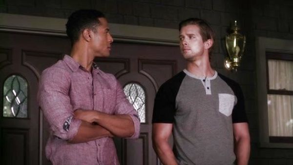 Spencer Hastings's 'Come Up' Colorblock Henley T-Shirt on Pretty Little Liars