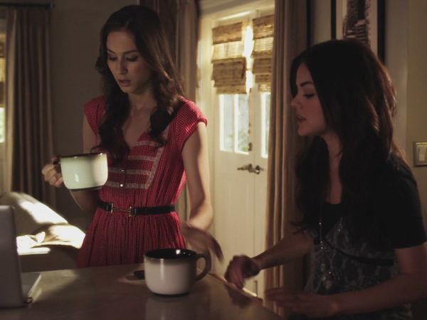 Spencer Hastings's English Breakfast Dress on Pretty Little Liars