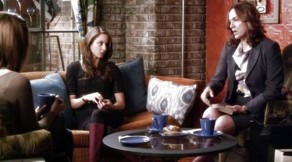 Spencer Hastings's Myrine Dress on Pretty Little Liars