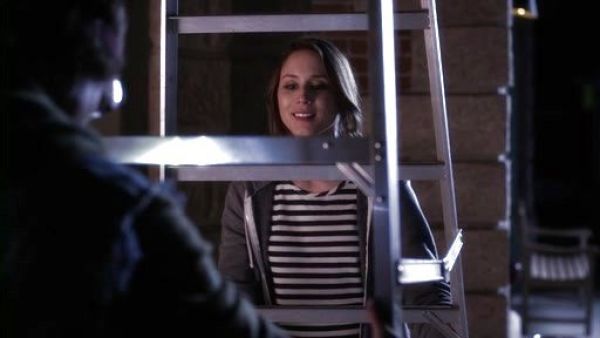 Spencer Hastings's Relay Raglan Hoodie on Pretty Little Liars