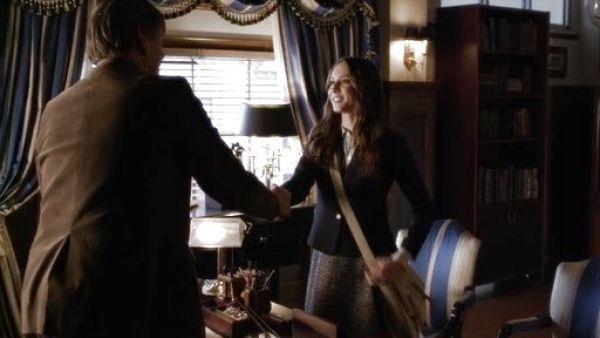 Spencer Hastings's Tropical Wool Two-Button Jacket on Pretty Little Liars