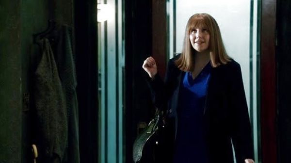 Suzanne Thomas's Marla Fitted Crepe V-Neck Dress on Scandal