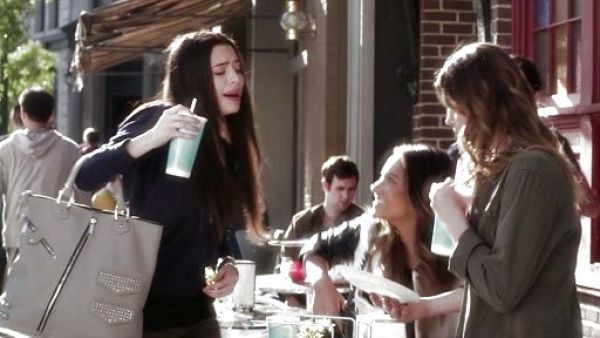 Sydney Driscoll's Moto Leather Tote on Pretty Little Liars