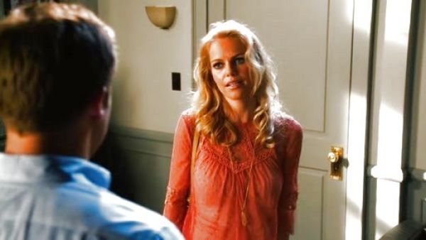 Tansy Truitt's Modern Romance Top on Hart of Dixie