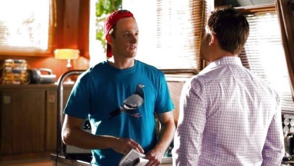 Tom Long's Pigeon Sport Tee on Hart of Dixie
