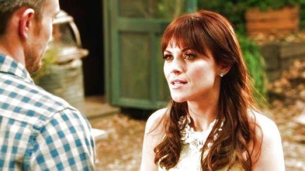 Vivian Wilkes's Camellia Bib Necklace on Hart of Dixie