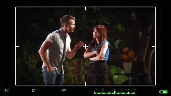 Vivian Wilkes's Kylie Tweed Pencil Skirt on Hart of Dixie