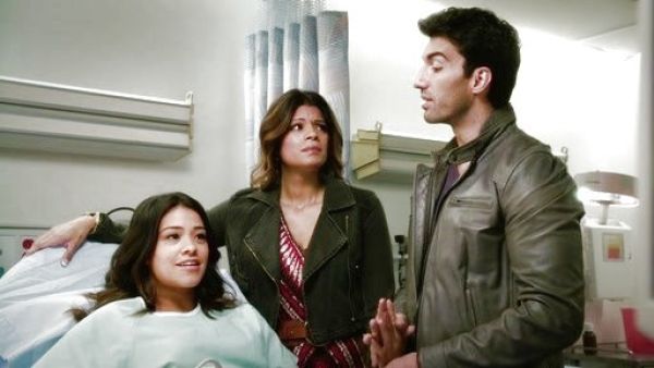 Xiomara Villanueva's Denim Crop Moto Jacket on Jane the Virgin